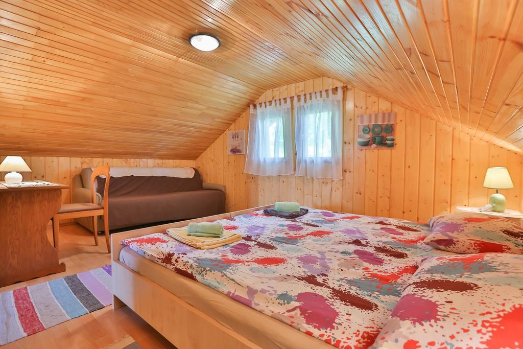 Holiday Home Tržan Josipdol Ngoại thất bức ảnh