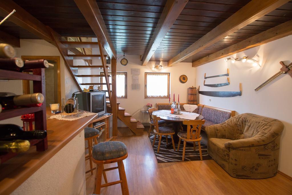 Holiday Home Tržan Josipdol Ngoại thất bức ảnh