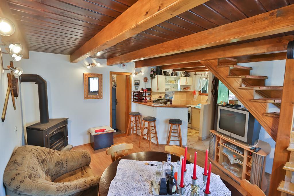 Holiday Home Tržan Josipdol Ngoại thất bức ảnh